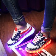 Size-35-46-Hot-8-Color-LED-Luminous-Shoes-Men-Women-Fashion-Casual-Yeezy-Lighted-Glowing2